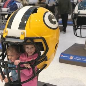 Meet your Posher, Benjamin